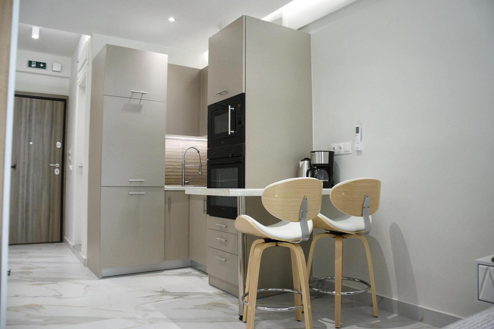 Andriiaanii Apartment アテネ エクステリア 写真